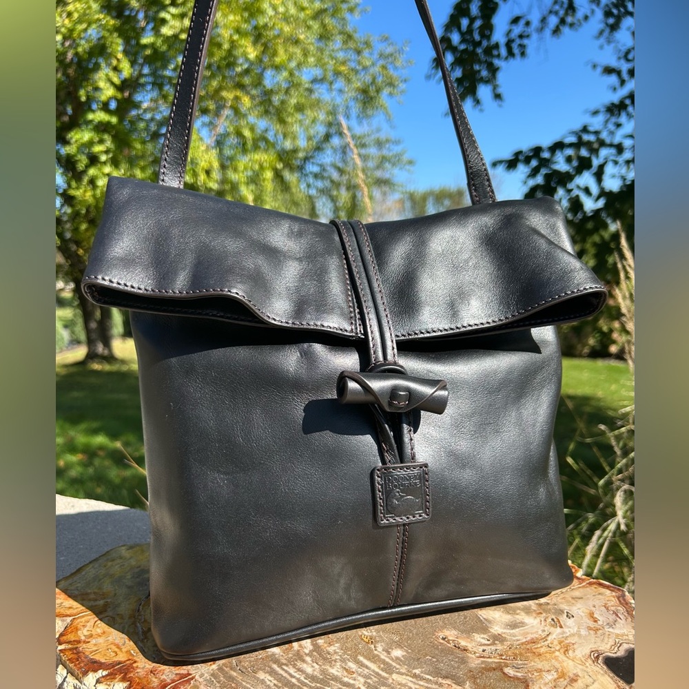 Dooney & Bourke Medium Florentine Black Leather Toggle Crossbody NWOT - Picture 17 of 17